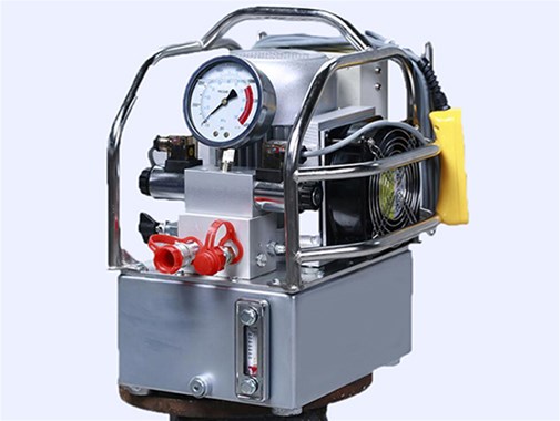 液壓扳手泵站這幾個表現(xiàn)，需要換液壓油了！